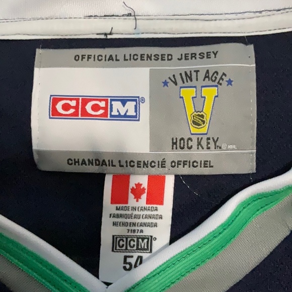 Gordie Howe Vintage Hockey Jersey - Picture 3 of 4